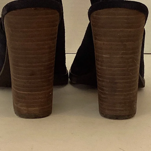 Lord & Taylor 424 Fifth Leather Deanna Navy Slingback Heels Mules Size 8 - Picture 11 of 13